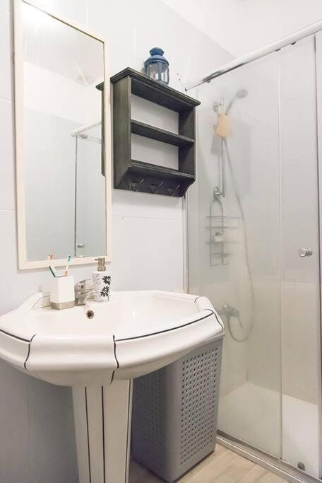 The Oasis One Spacious Apartment In Sevilla Extérieur photo