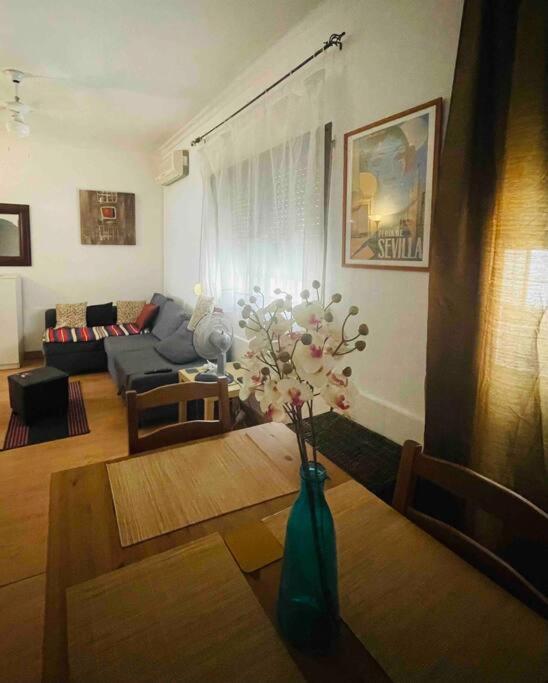 The Oasis One Spacious Apartment In Sevilla Extérieur photo